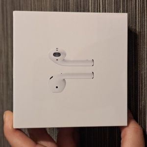 Airpods (2nd generation)